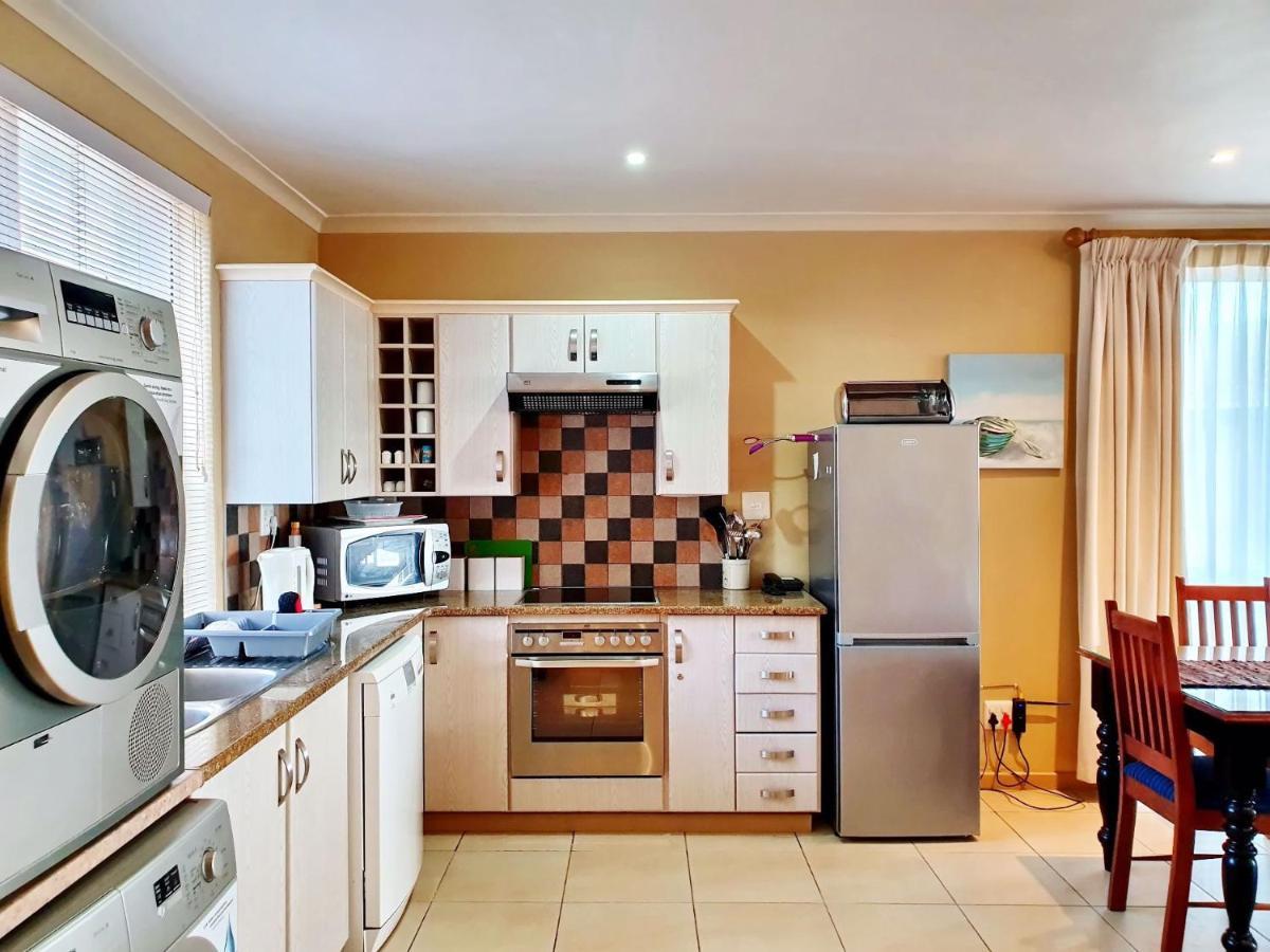 Luxury Villa In Pinnacle Point With Inverter Mossel Bay Exteriör bild